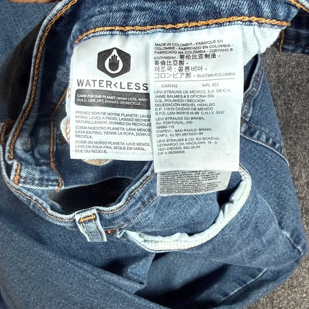 Levi's 559 Relaxed Straight Jeans Mens 38x30 Medium Wash Blue WaterLess Denim